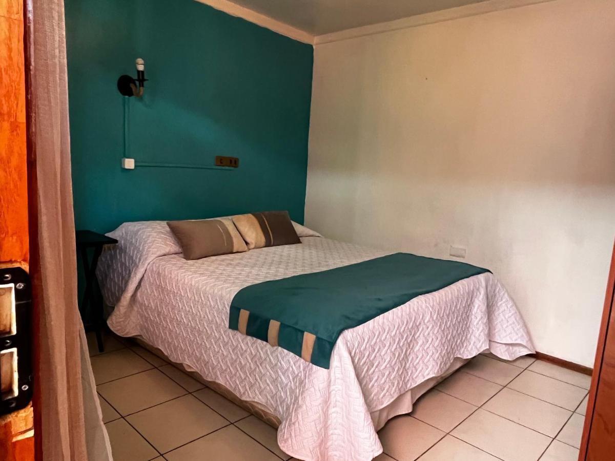 Hostal Avenue La Serena Exterior photo