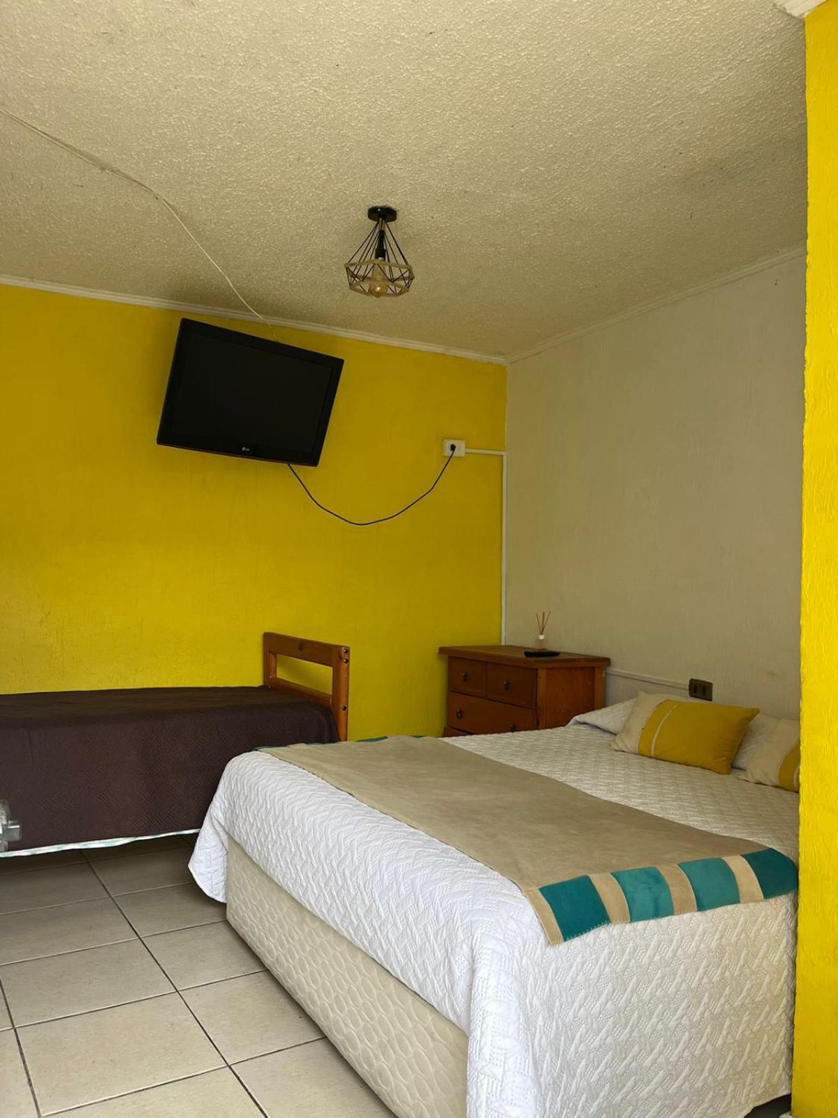 Hostal Avenue La Serena Exterior photo